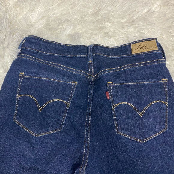 Brand new Levi bootcut jeans - Picture 5 of 7